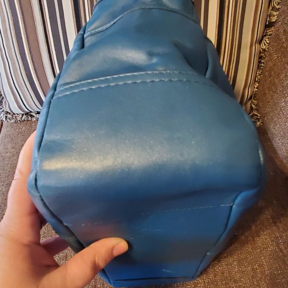 EUC Coach East West Leather Tote - Picture 8 of 10